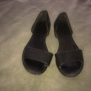 Black sandals